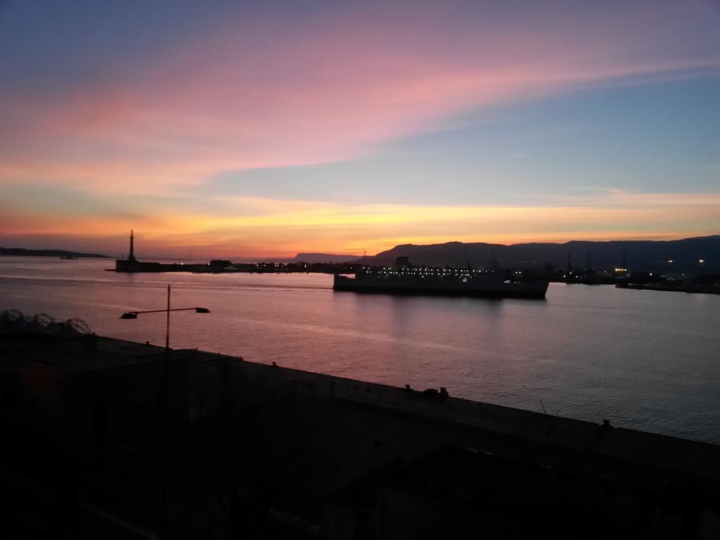 Garibaldi R&B Bed & Breakfast Messina Oda fotoğraf