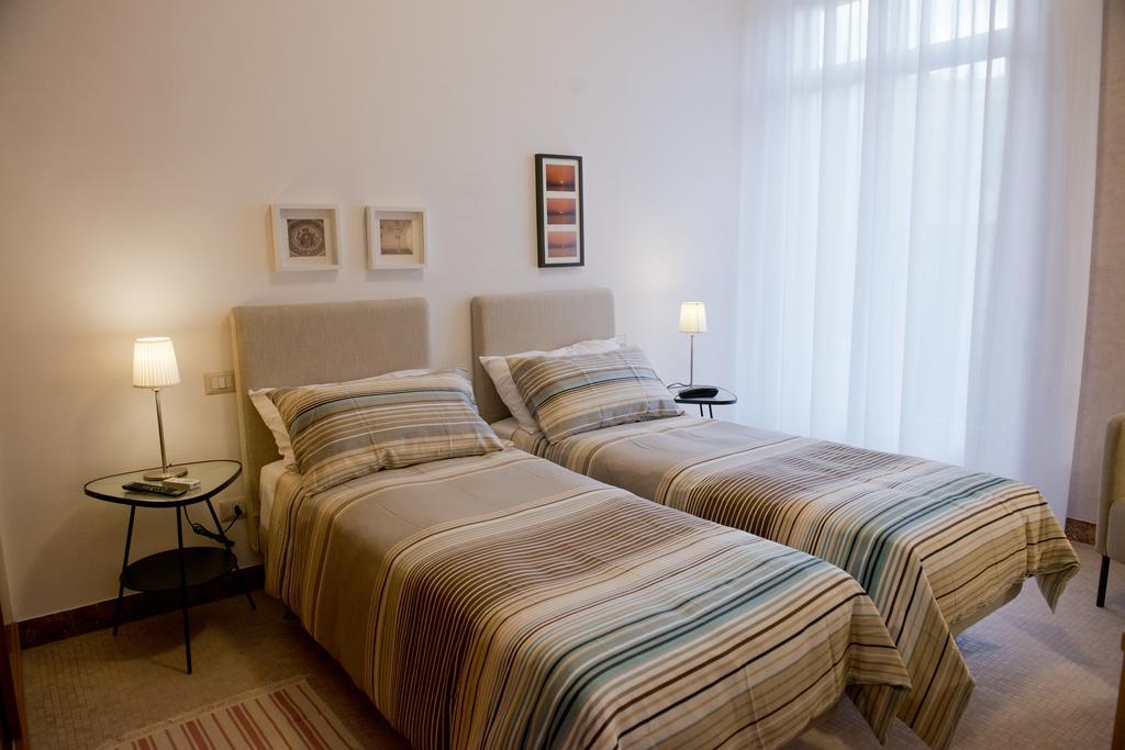 Garibaldi R&B Bed & Breakfast Messina Oda fotoğraf